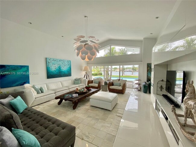 Building Photo - 265 N Shore Dr