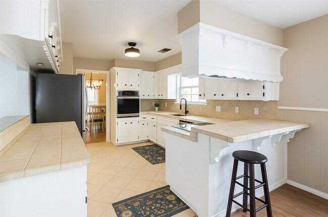 Building Photo - 13418 Paradise Valley Dr