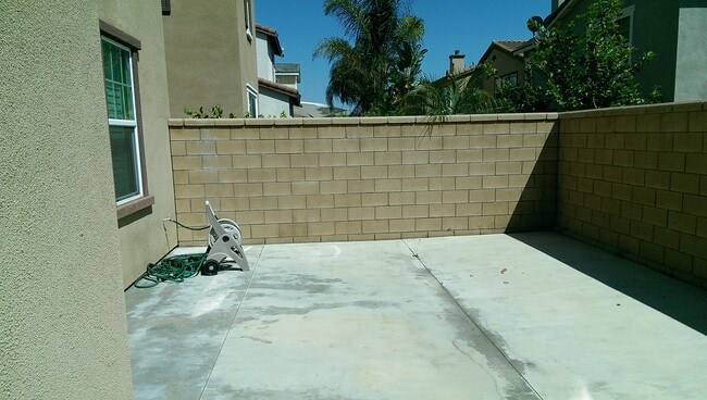 Building Photo - 10337 Sparkling Dr