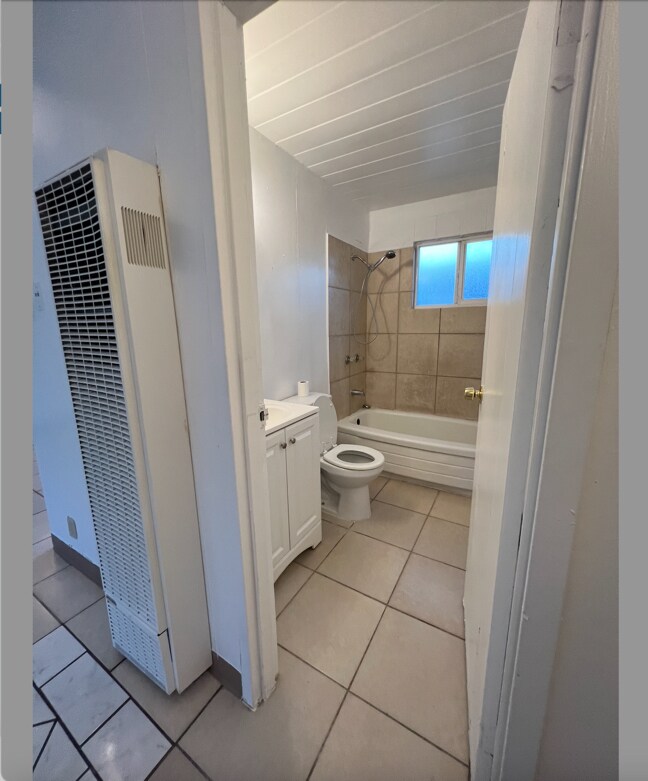 Building Photo - 929 S Thorne Ave