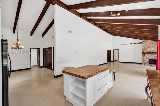 Building Photo - 11460 SW 1st Ct