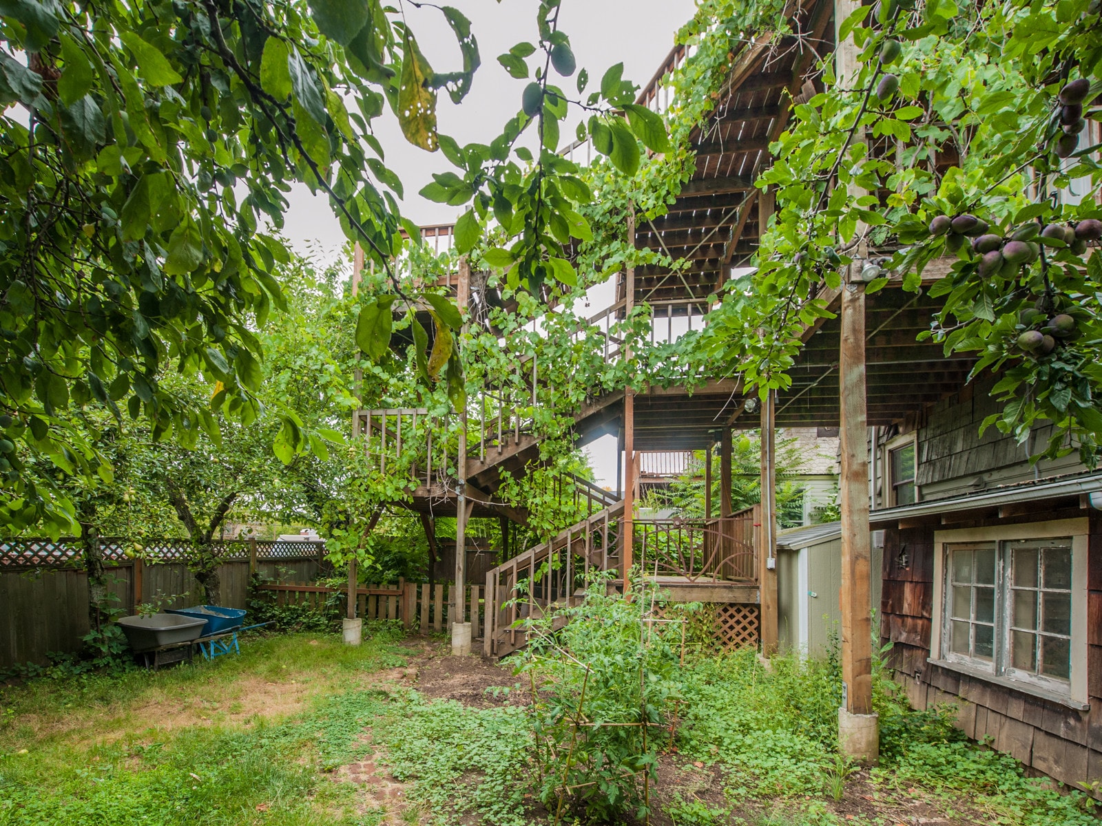 Building Photo - 2027 N Williams Ave