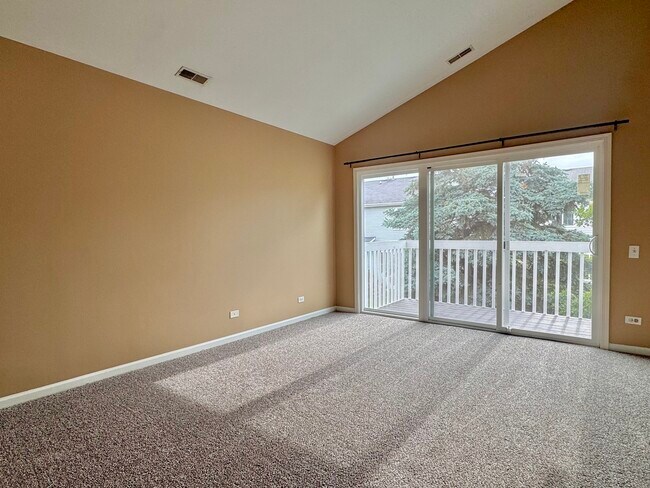 Building Photo - 2905 Stonewater Dr