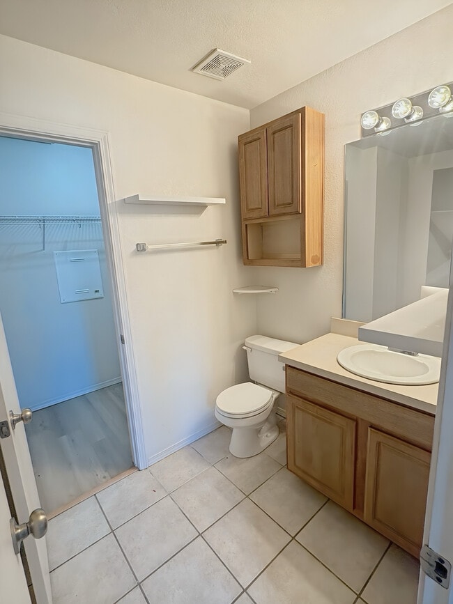 Building Photo - 1029 SW 153rd St