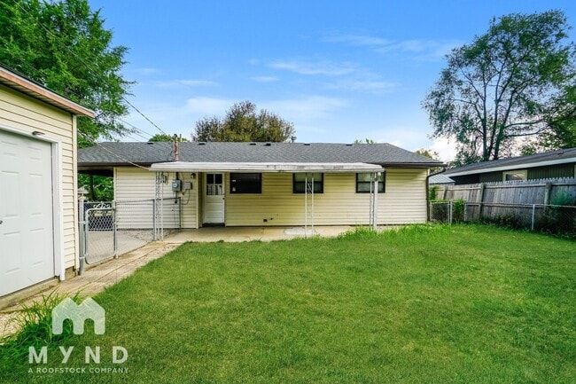 Building Photo - 4957 Betsy Dr