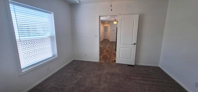 Building Photo - 4487 E Lake Mead Blvd