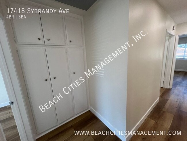 Building Photo - 17418 Sybrandy Ave