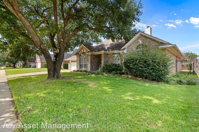 Building Photo - 4 br, 2 bath House - 5917 Clearview Circle