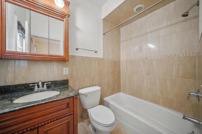 Building Photo - 41 Wright Ave