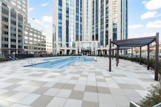 Building Photo - 99 Hudson St