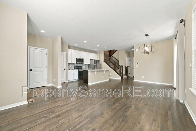 Building Photo - 13788 Tall Oaks Loop