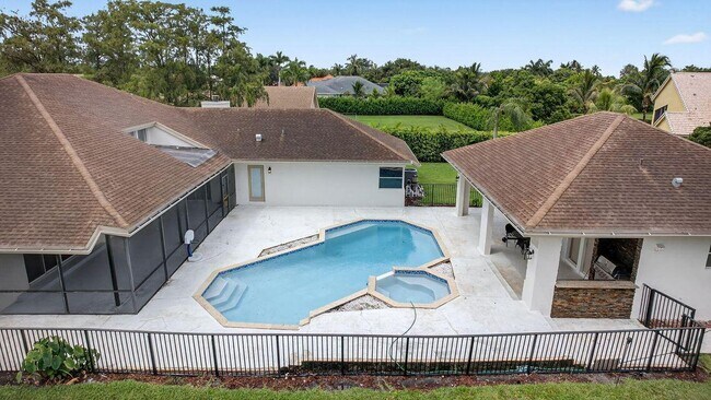 Building Photo - 1295 Longlea Terrace