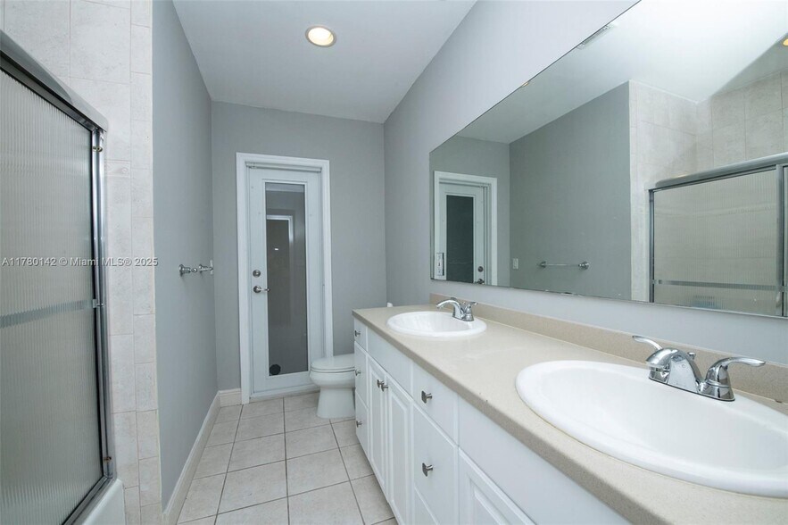 Building Photo - 7396 SW 128th St