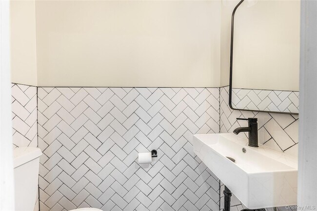 Building Photo - 604 Yonkers Ave