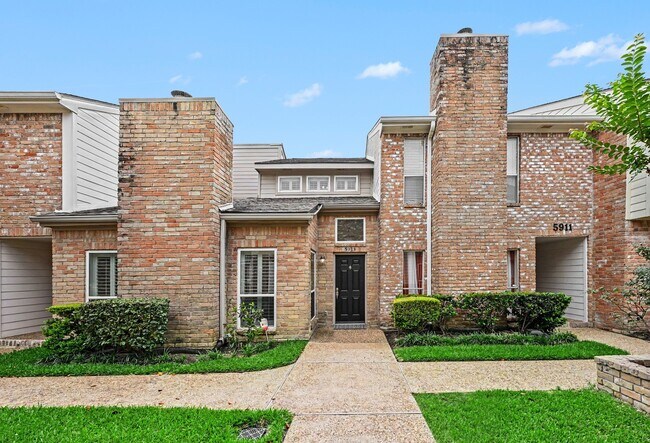 Building Photo - 5913 Woodway Place Ct