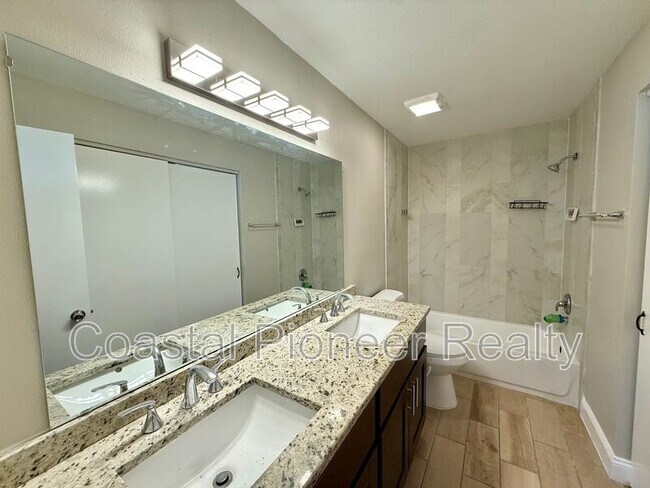 Building Photo - 7048 Hollowell Dr