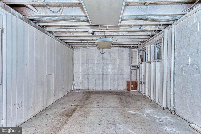 Building Photo - 8467 Ivy Glen Ct