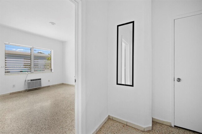 Building Photo - 800 83rd St