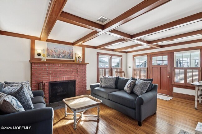 Building Photo - 54 Osborne Ave