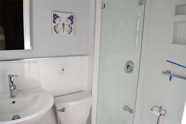 Building Photo - 7855 SW 17th Terrace