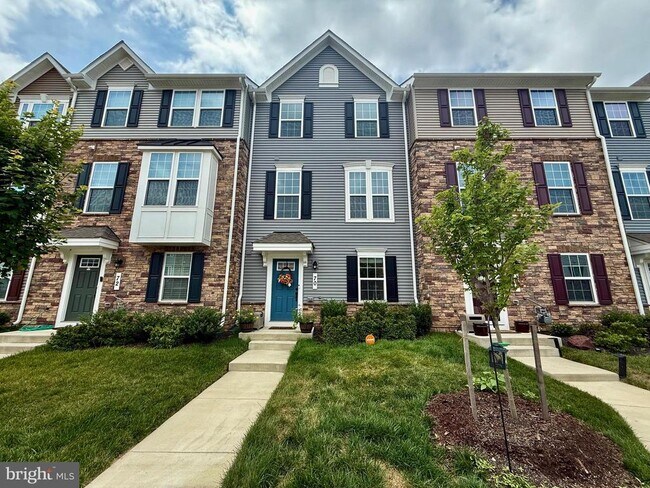 Building Photo - 70 Caswell Dr
