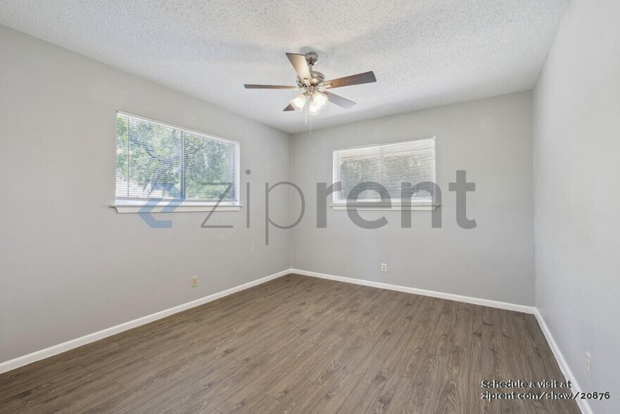 Building Photo - 8907 Reininger Dr