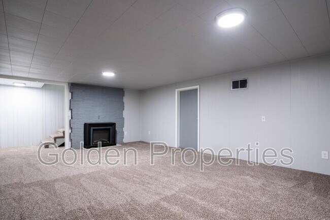 Building Photo - 1013 N 14th St