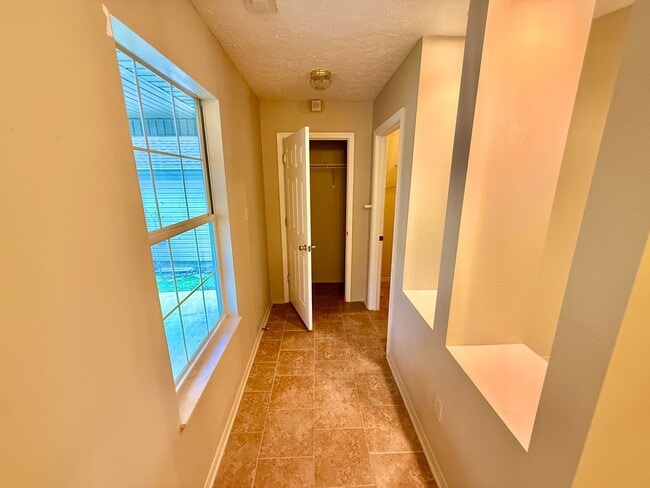 Building Photo - 2705 Beartooth Way