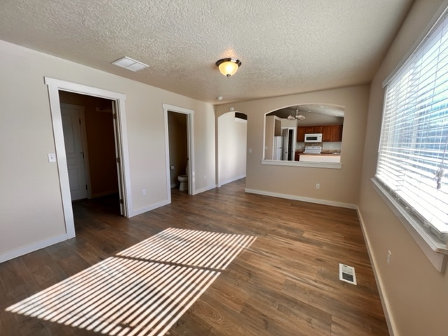 Building Photo - 2225 W Steely Ct