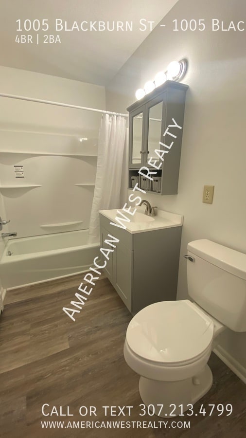 Building Photo - 1005 Blackburn St