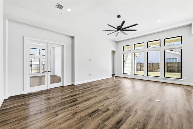 Building Photo - 9201 Spire View