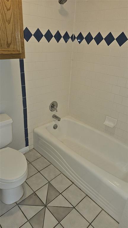 Building Photo - 16 Brenda Ln