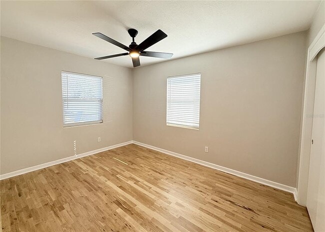 Building Photo - 105 N Aurora Ave