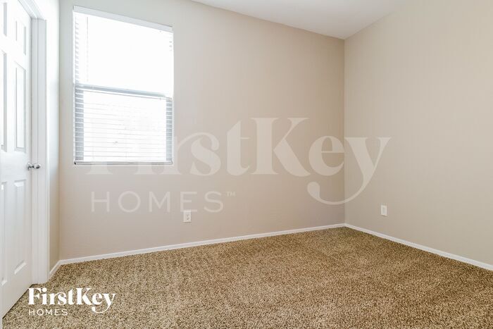 Building Photo - 12202 W Rio Vista Ln