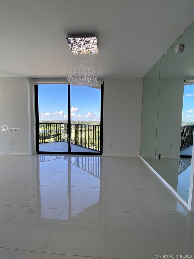 Building Photo - 5300 Paseo Blvd