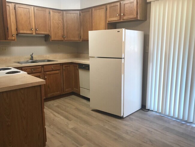 Building Photo - 1422 A St