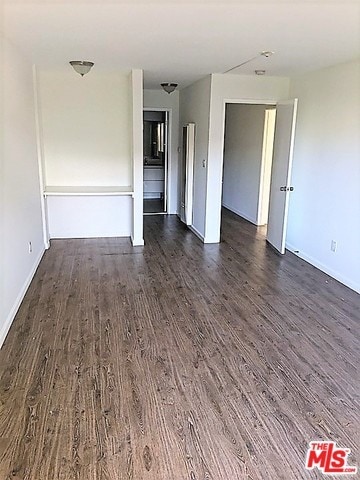 Building Photo - 3111 4th St