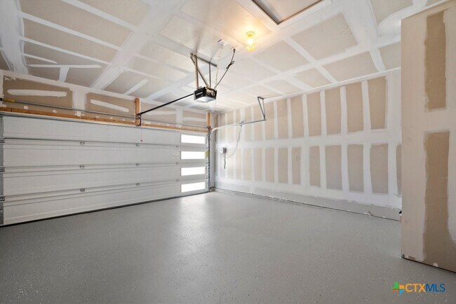 Building Photo - 412 Wilshire Rd