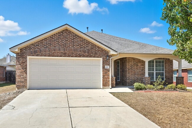 Primary Photo - 3 Bedroom in Kyle with Fresh Paint Through...