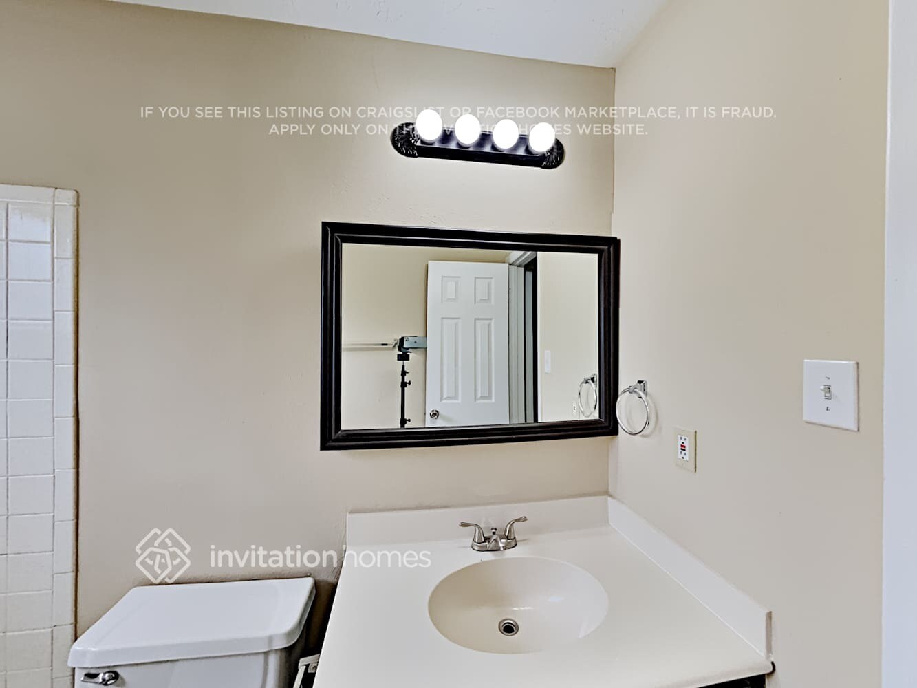 Building Photo - 5303 Enchanted Mist Dr
