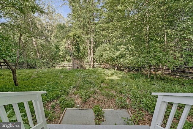 Building Photo - 10034 Scenic View Terrace