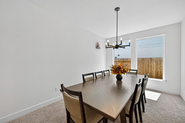 Building Photo - 8735 Flounder Rosa Ln