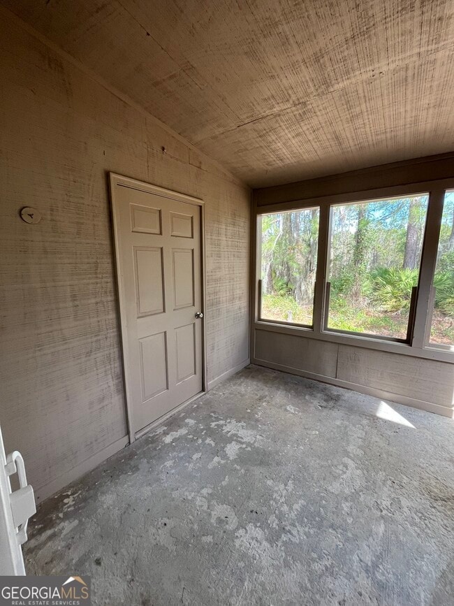 Building Photo - 419 Admiral's Walk Dr