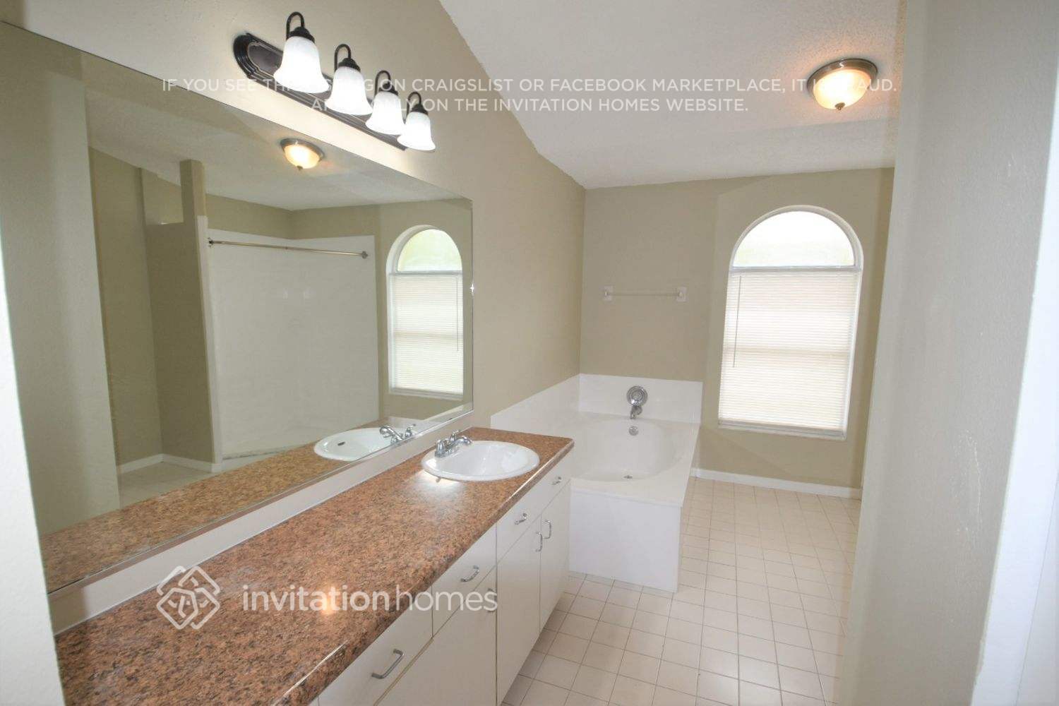 Building Photo - 4061 Prairie View Dr N