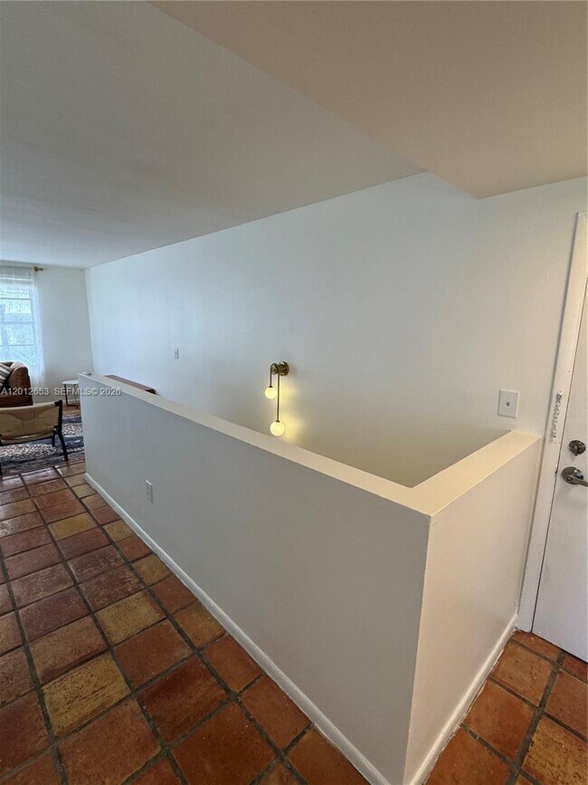 Building Photo - 1460 Ocean Dr