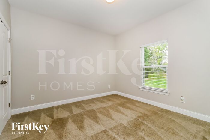 Building Photo - 105 Windstone Dr
