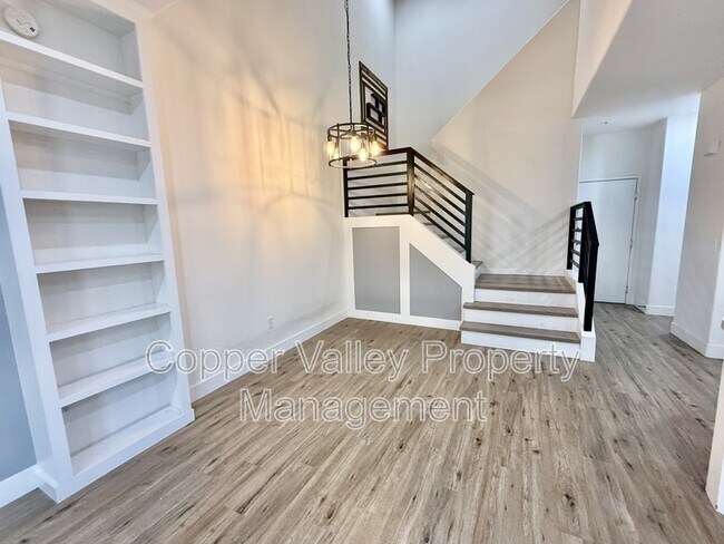 Building Photo - 1702 E Bell Rd