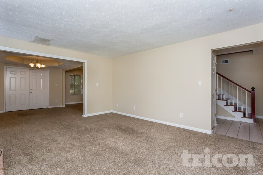 Building Photo - 2950 Patty Hollow