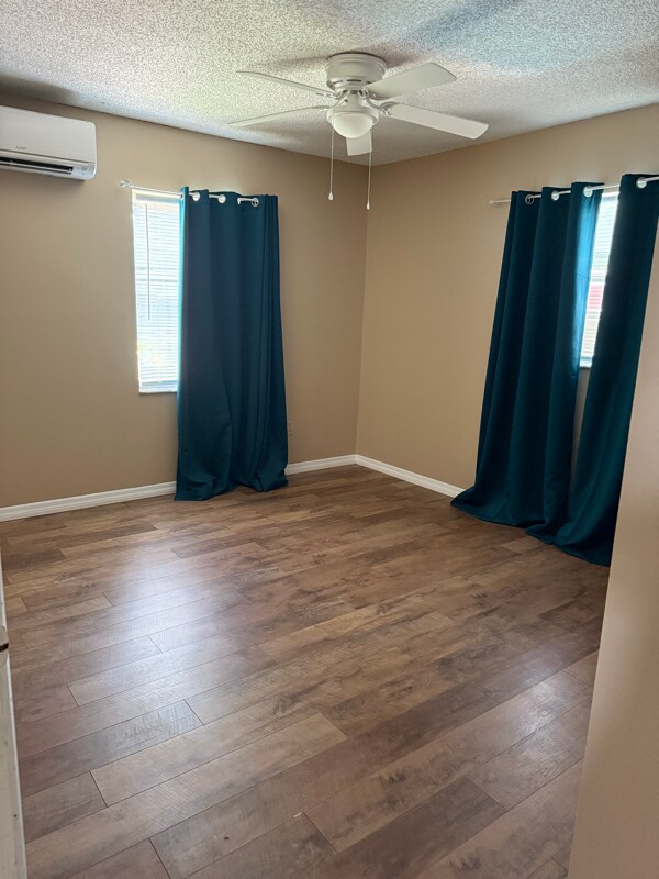 Building Photo - 509 Tyler Ave