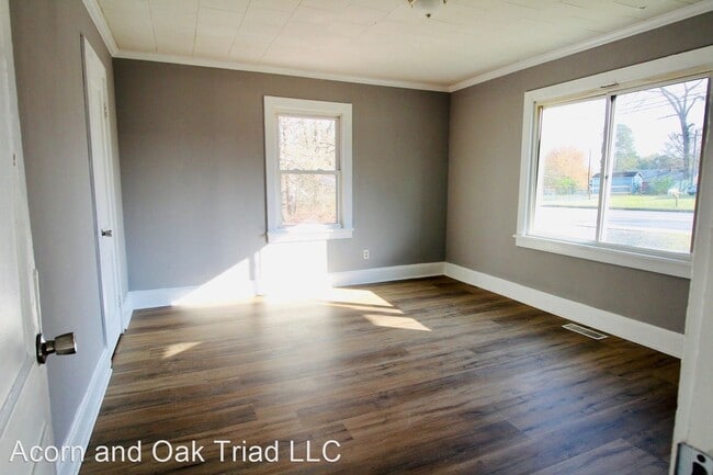 Building Photo - 2 br, 1 bath House - 1506 Vance St.